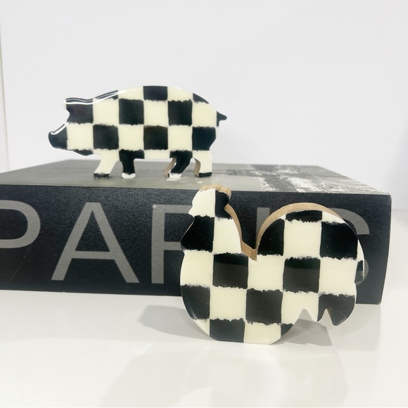 Hobby Lobby Other - HOBBY LOBBY | Black and White Checkered Animal Decor Set